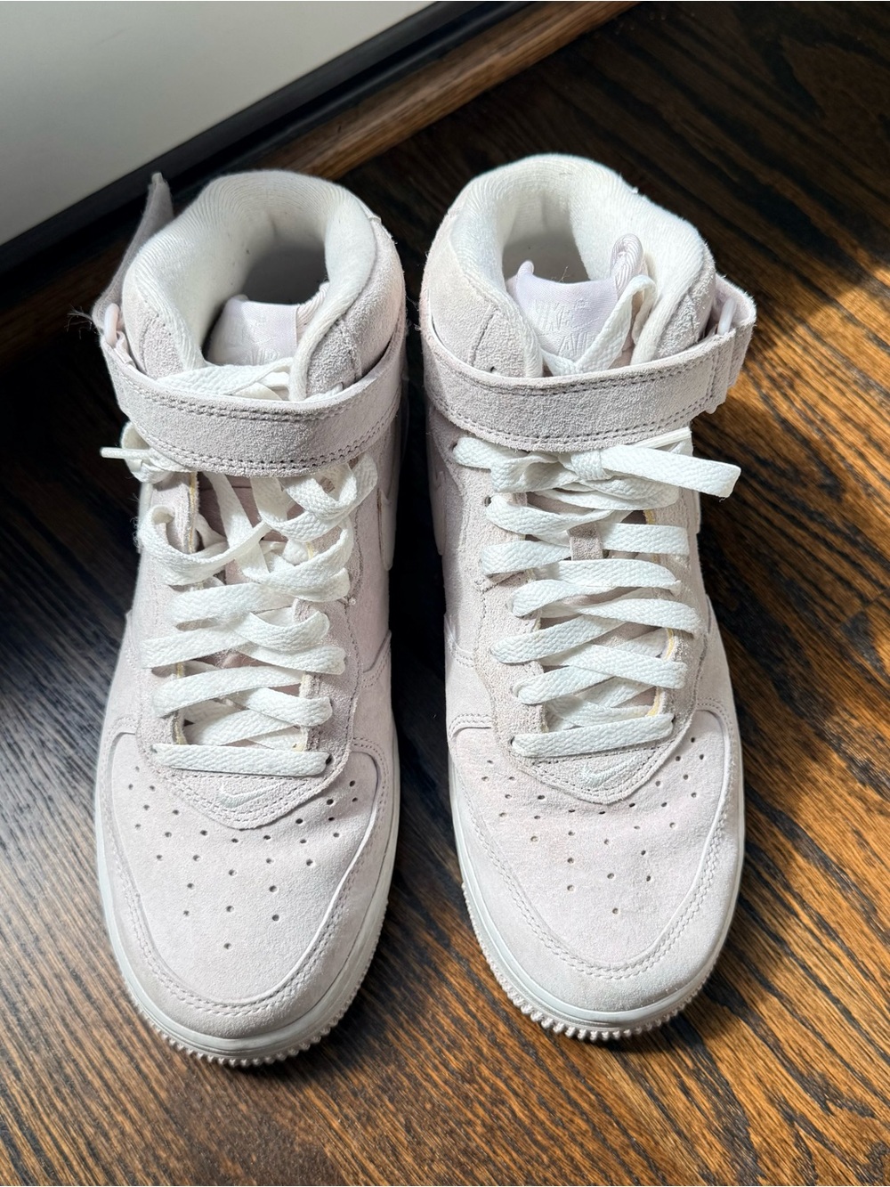 Women's Nike High-Top Suede Sneakers in Grayish Lavender